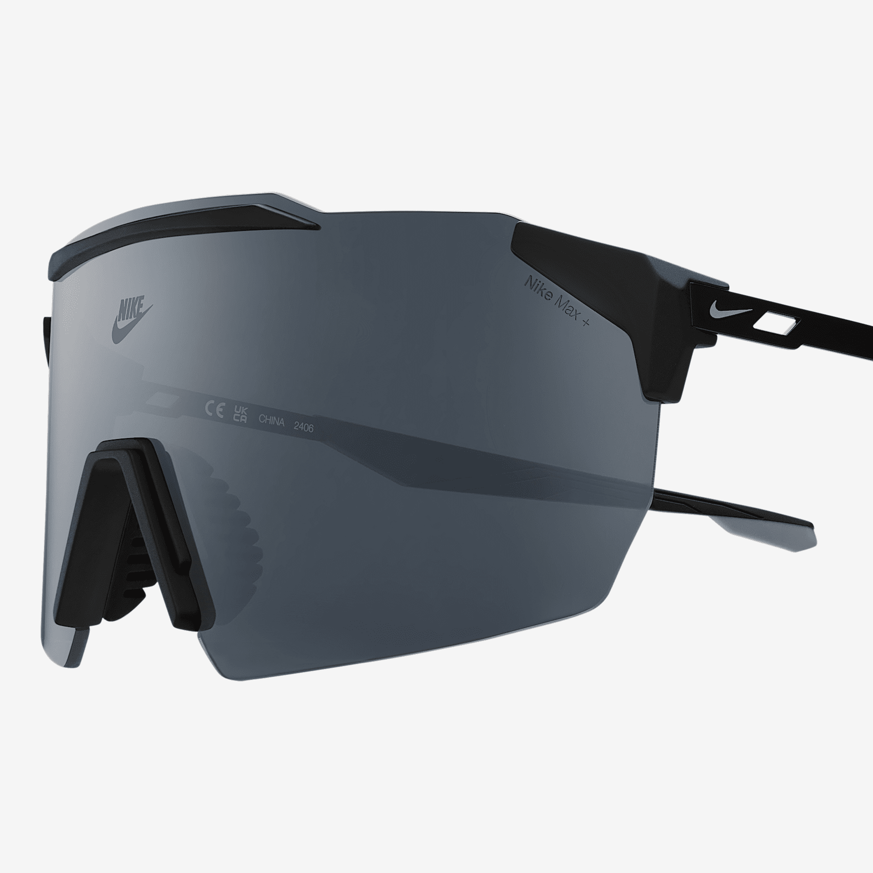 Nike Limitless Shield