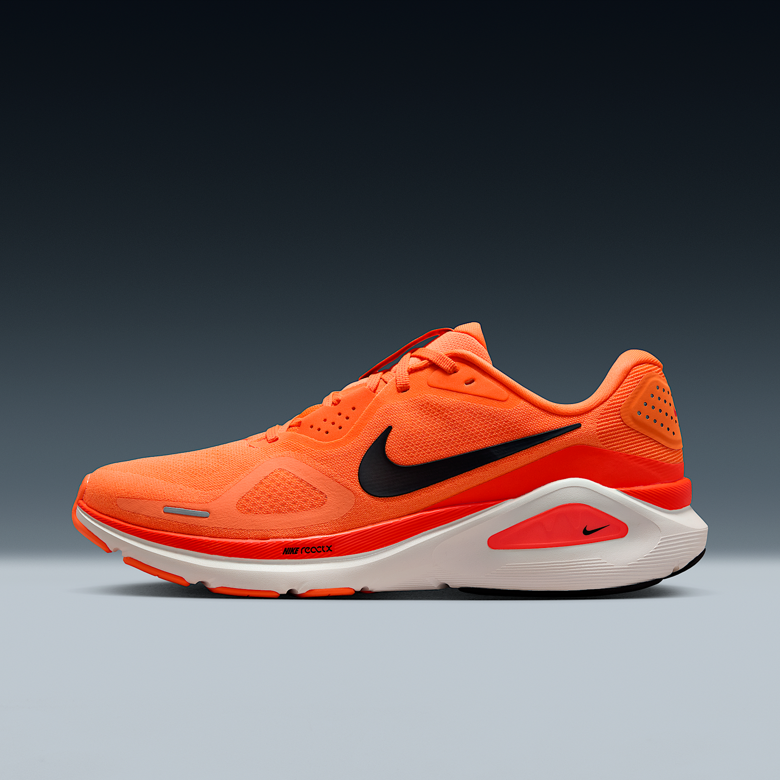 Nike Structure 26
