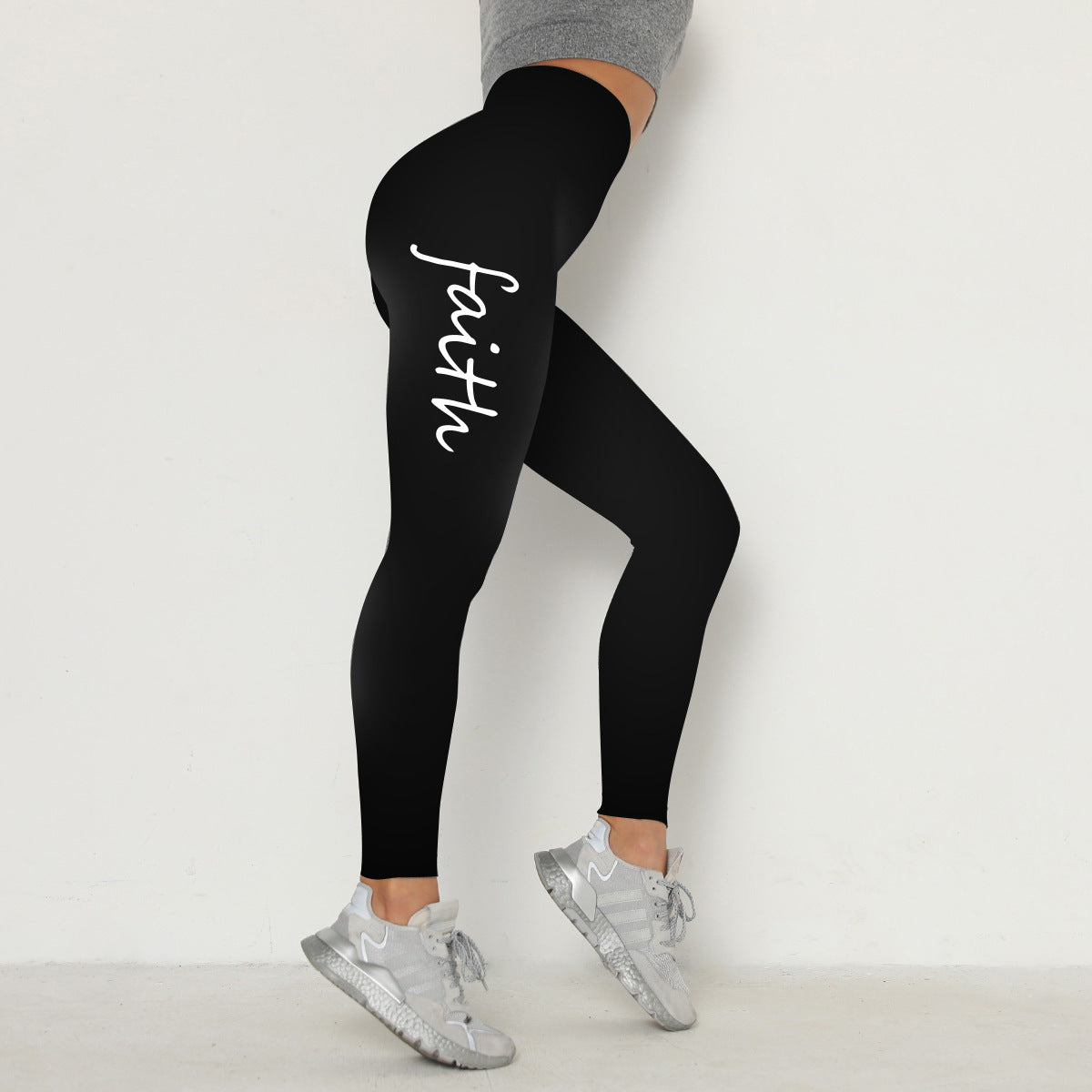 Hip-Lifting Waist Letter Print Stretch Leggings