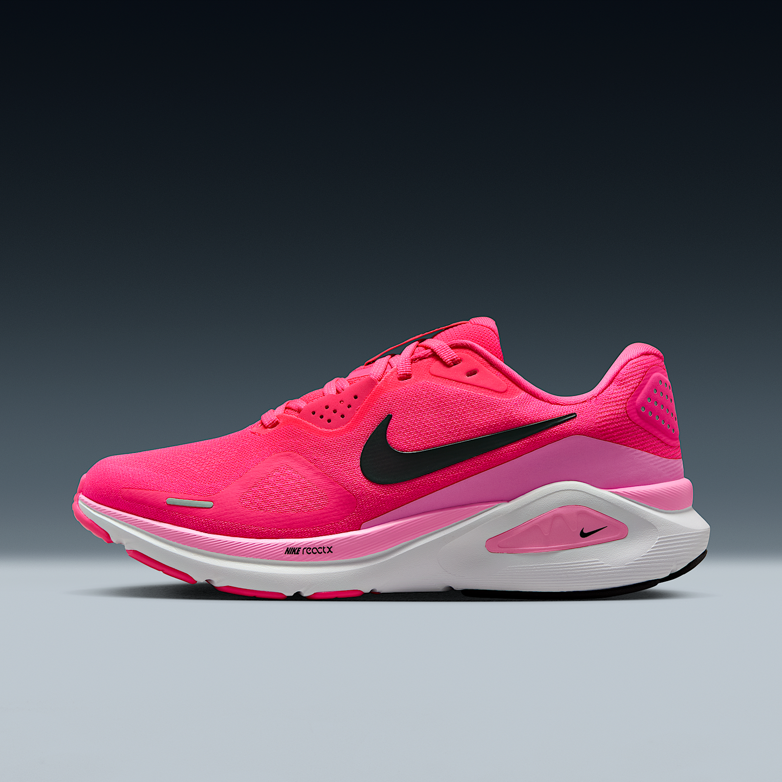 Nike Structure 26