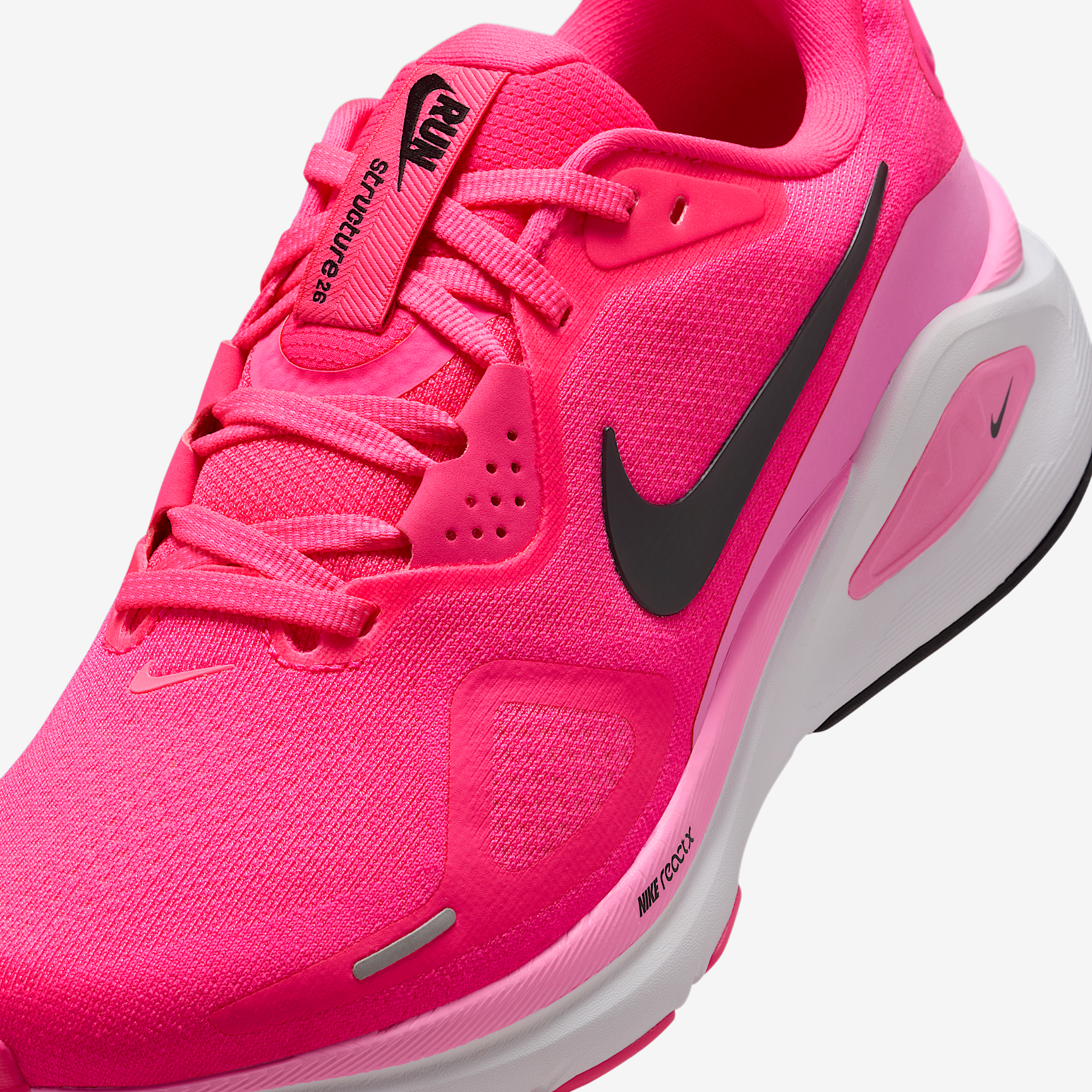 Nike Structure 26