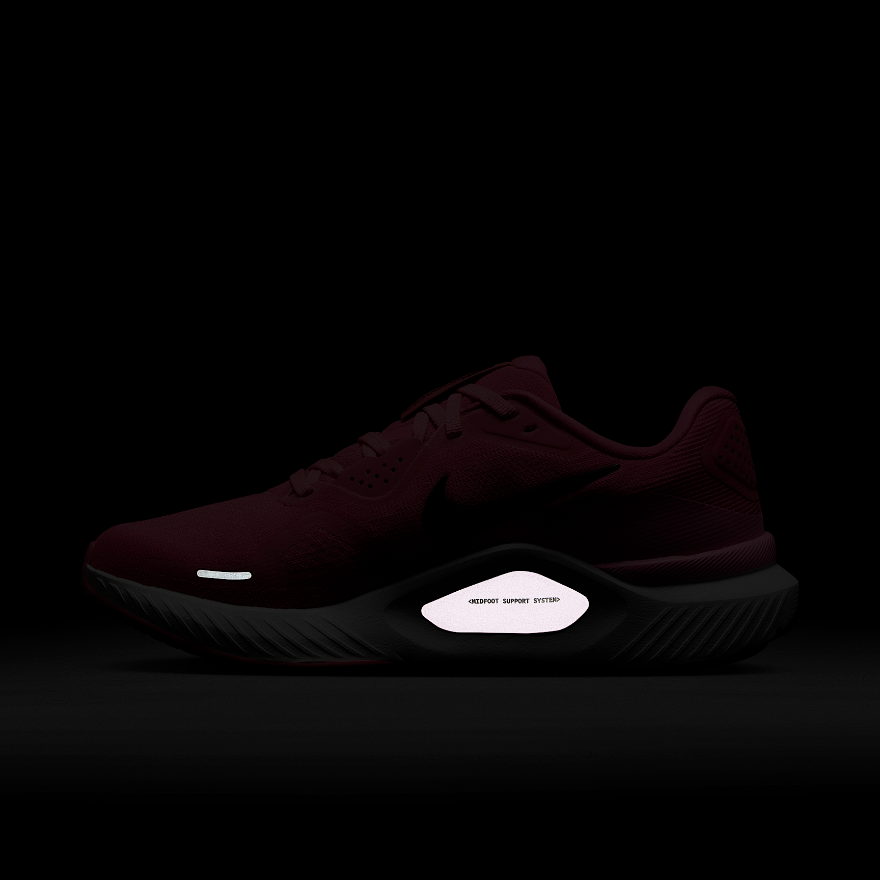 Nike Structure 26
